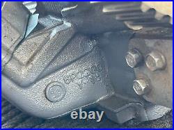 0670 OEM Yamaha F200 200 HP Port Cylinder Head 6P2-11120-10-00 6P2-11120-11-9S
