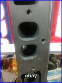 Chevrolet Big Block Chevy Truck Oval Port Cylinder Heads 343771 tall deck 427