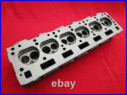 Reconditioned and Primed Wide-Port Engine Cylinder Head 218227 for Triumph TR6